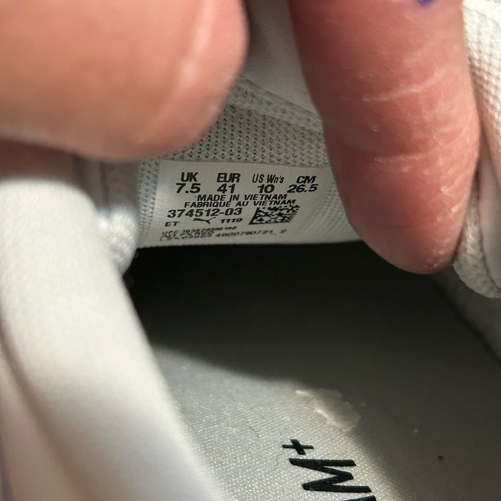 Puma White Low-Top Sneakers with Subtle Purple Accent - Picture 6 of 6
